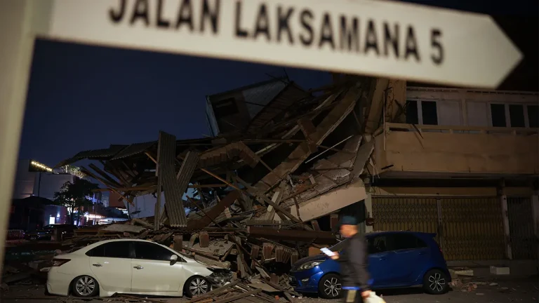 Two-Storey Shophouse Collapses During Renovation In Melaka, No Injuries Reported