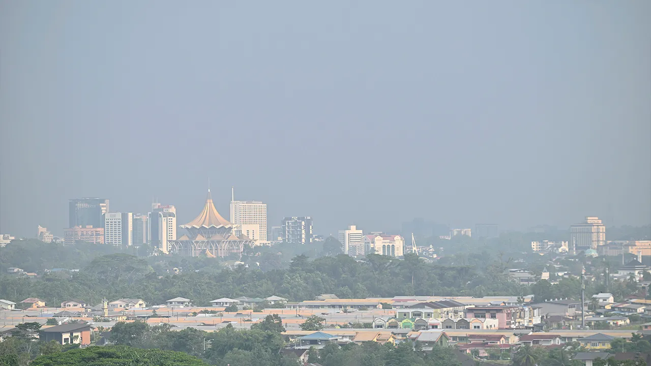 Heavy Haze Hits Parts Of Malaysia, Air Quality Reaches Unhealthy Levels