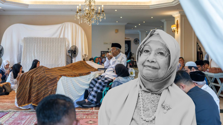 Tun Dr Mahathir Says He Never Expected Siti Hasmah To Leave So Suddenly After She Seemed Well The Night Before